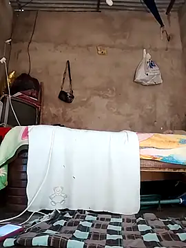 sexyhotbigass online show from April 9, 2026, 8:48 pm