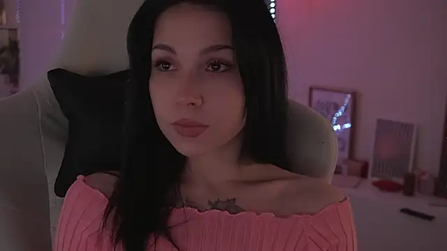 Akaruiiii online show from April 2, 2026, 3:13 am