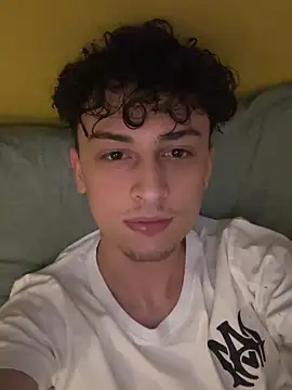 Snapshot of Canskrl chatting on February 27, 2026, 8:08 pm Canskrl online show from February 27, 2026, 8:08 pm