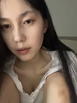 Snapshot of DD-5200 chatting on February 25, 2026, 1:11 pm DD-5200 online show from February 25, 2026, 1:11 pm