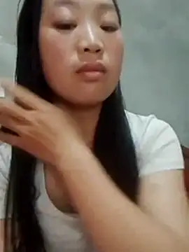 Snapshot of Miu_la chatting on February 25, 2026, 4:12 am Miu la online show from February 25, 2026, 4:12 am