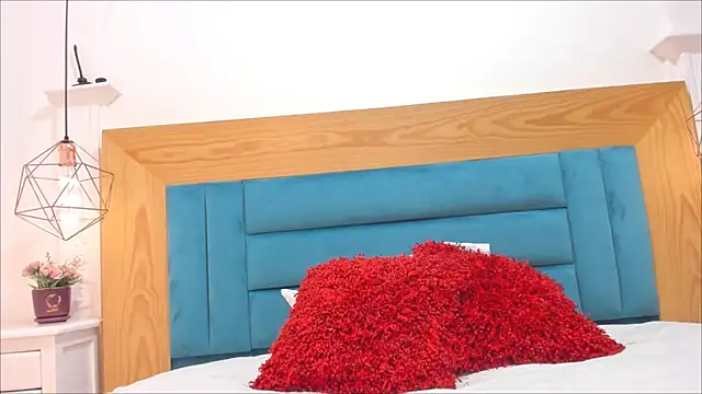 Snapshot of Nikol_Lopez_ chatting on May 6, 2026, 3:32 am Nikol Lopez online show from May 6, 2026, 3:32 am
