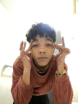 Snapshot of Jova181005 chatting on February 25, 2026, 6:24 am Jova181005 online show from February 25, 2026, 6:24 am