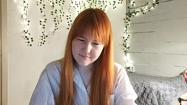 DinaFirebird online show from April 13, 2026, 4:27 am