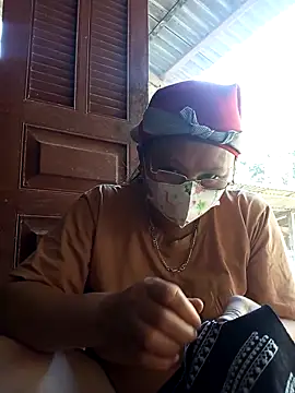 Heylen hooo online show from March 1, 2026, 8:47 am