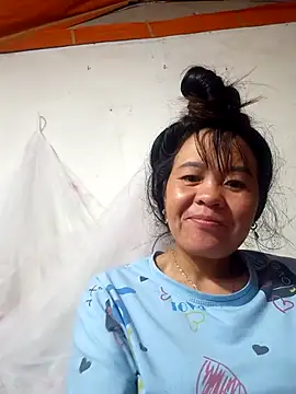 Candyk5 online show from April 24, 2026, 1:40 am