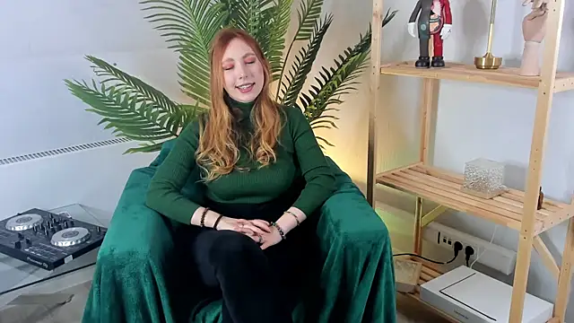 JacqulynVensel online show from March 3, 2026, 12:34 pm