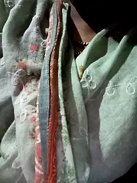 aisha 67 online show from March 23, 2026, 1:44 pm