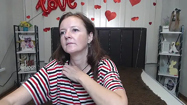 MeganPirs online show from July 5, 2026, 4:19 am