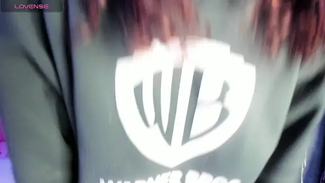 evelyn  rose1 online show from April 17, 2026, 2:25 am