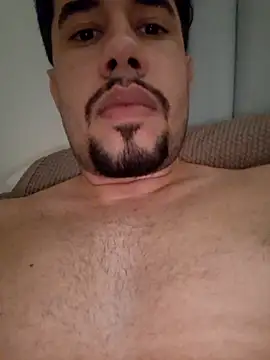 Snapshot of Gyn00 chatting on February 25, 2026, 5:46 pm Gyn00 online show from February 25, 2026, 5:46 pm