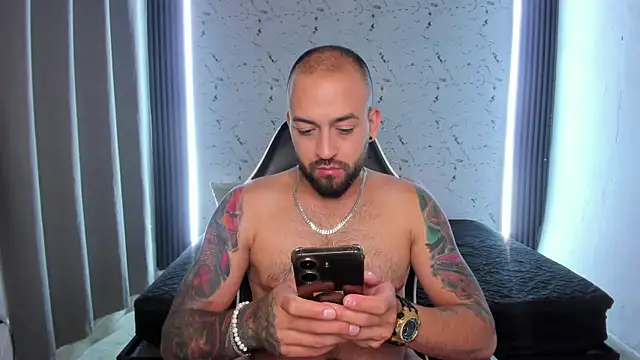 Jacke Taylor1 online show from April 3, 2026, 4:08 am