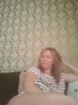 Snapshot of ChristinaYork chatting on June 5, 2026, 5:01 am ChristinaYork online show from June 5, 2026, 5:01 am