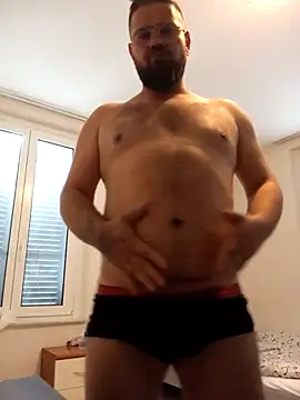 Enzo9911 online show from April 2, 2026, 2:02 pm