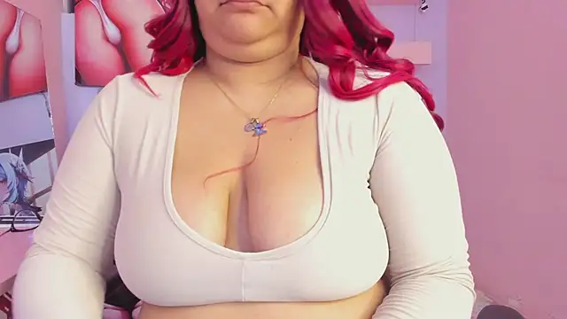 EmeelyMuller online show from June 5, 2026, 4:39 am