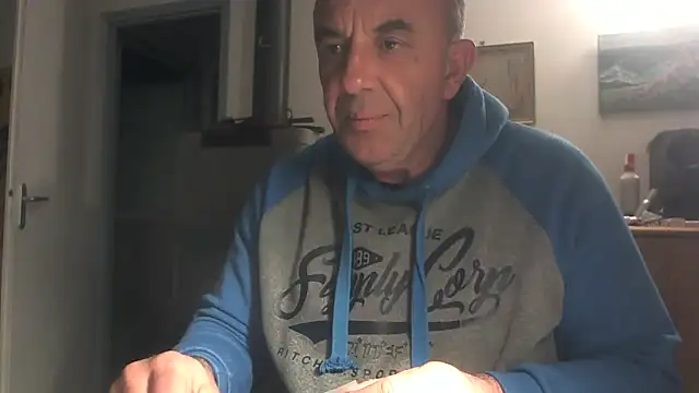 Snapshot of FRENCHSEXY1 chatting on February 26, 2026, 12:21 am FRENCHSEXY1 online show from February 26, 2026, 12:21 am