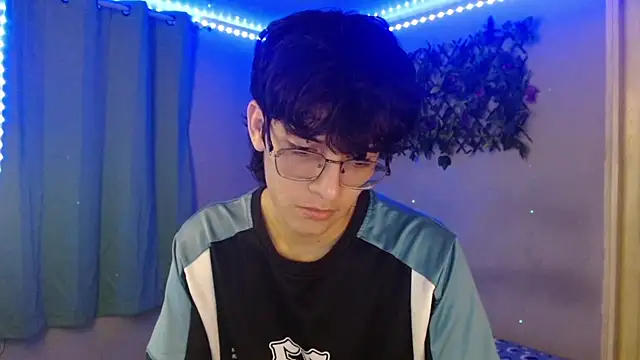 noah millerx online show from March 21, 2026, 3:41 am