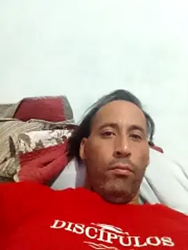 Snapshot of truko87 chatting on February 26, 2026, 2:44 am truko87 online show from February 26, 2026, 2:44 am