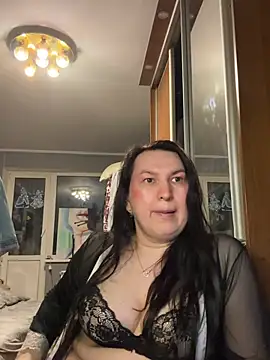 EvaBeautyXx online show from April 9, 2026, 12:01 am