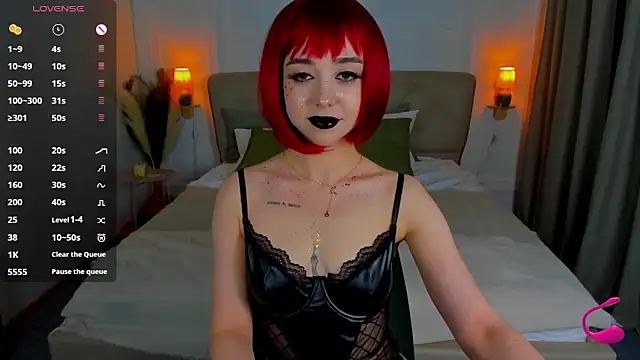 Snapshot of MiDilara_a chatting on February 28, 2026, 3:44 pm MiDilara a online show from February 28, 2026, 3:44 pm