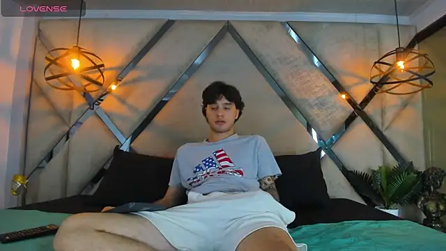 EXCLUSIVE8 online show from March 8, 2026, 4:16 am