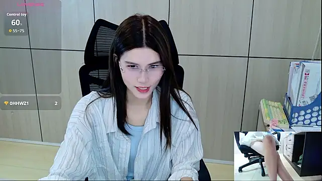 Snapshot of zhen-68 chatting on May 12, 2026, 12:41 am zhen-68 online show from May 12, 2026, 12:41 am