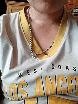 Lindxx-hot online show from April 5, 2026, 6:42 am