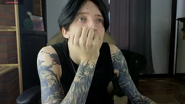 Snapshot of SashaXX_ chatting on February 28, 2026, 7:52 am SashaXX online show from February 28, 2026, 7:52 am