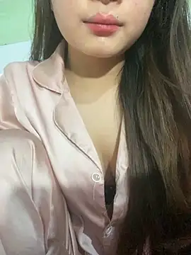 Xoai-cute online show from March 24, 2026, 4:18 pm