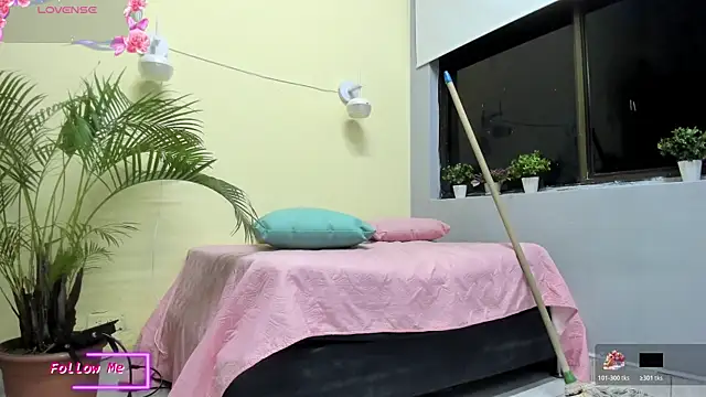  VALERIAGOMEZ online show from March 24, 2026, 9:42 am