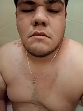 Snapshot of Brazzino04 chatting on February 26, 2026, 9:37 pm Brazzino04 online show from February 26, 2026, 9:37 pm