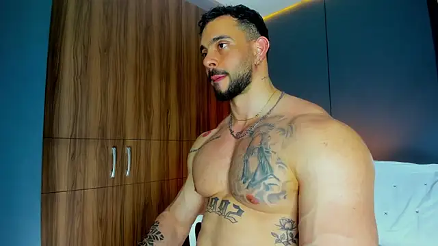 massimo visconti online show from March 12, 2026, 1:44 am