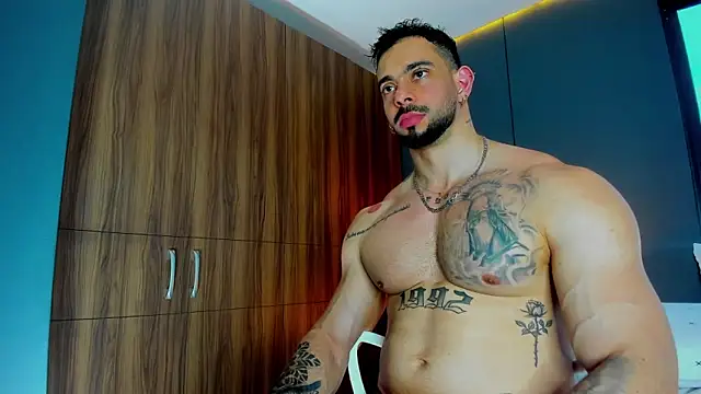 massimo visconti online show from April 3, 2026, 4:02 pm