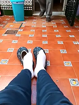 Snapshot of Alejandro27003 chatting on March 1, 2026, 12:16 pm Alejandro27003 online show from March 1, 2026, 12:16 pm