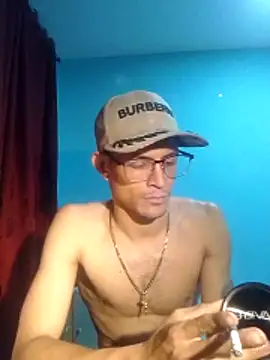 Snapshot of Wladimirxxx chatting on February 27, 2026, 4:01 am Wladimirxxx online show from February 27, 2026, 4:01 am