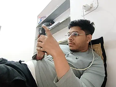 Snapshot of boyzyzy chatting on February 26, 2026, 9:48 pm boyzyzy online show from February 26, 2026, 9:48 pm