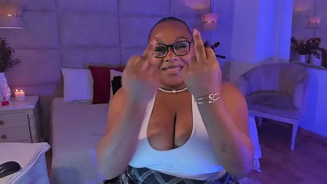 DestinyTornn online show from June 21, 2026, 5:02 am