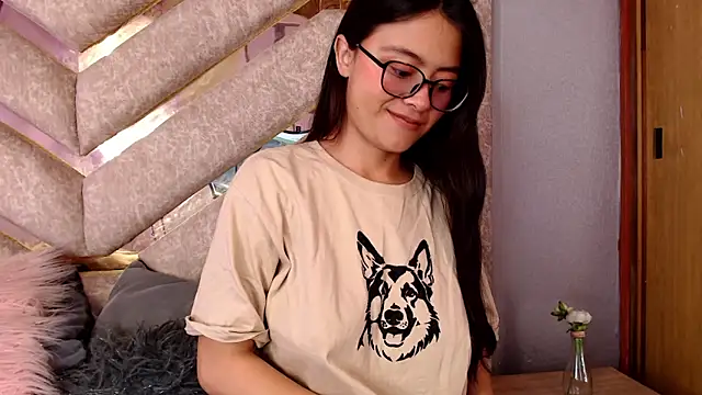 Anittarouse online show from April 4, 2026, 1:28 pm