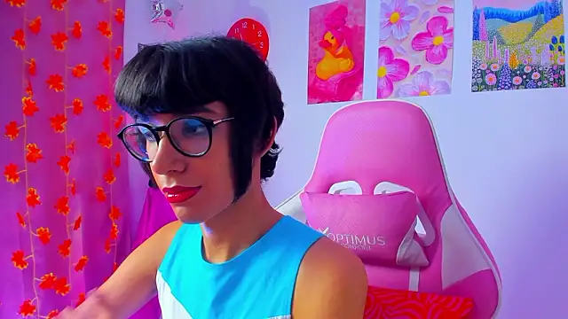 Madeline 21 online show from March 27, 2026, 5:16 am