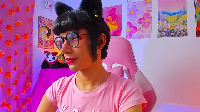 Madeline 21 online show from March 29, 2026, 5:09 am