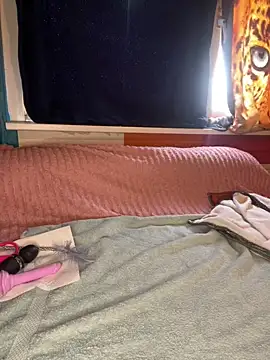 Melissa-Schneider online show from April 10, 2026, 11:28 am