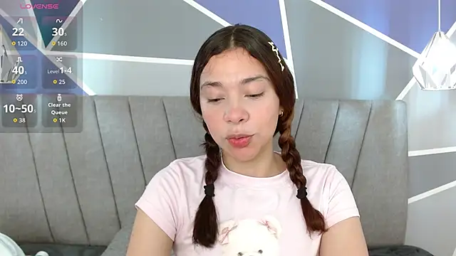 Snapshot of Sweet_kitty_05 chatting on June 21, 2026, 11:54 pm Sweet kitty 05 online show from June 21, 2026, 11:54 pm