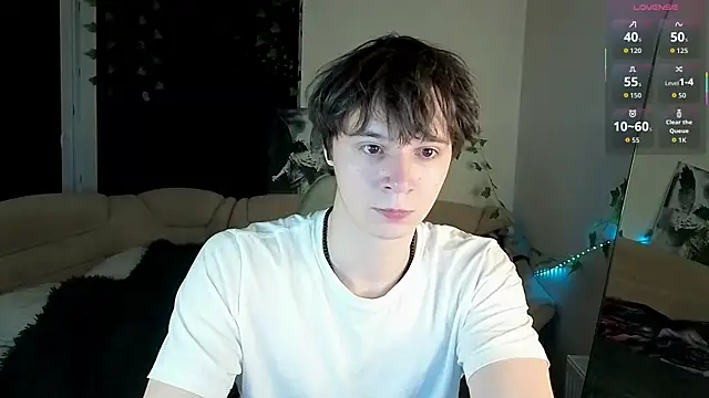 AnthonyCuutie online show from May 1, 2026, 5:40 pm