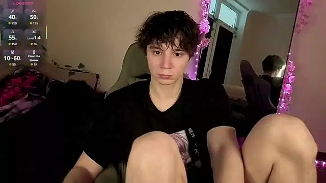 AnthonyCuutie online show from May 10, 2026, 3:58 pm