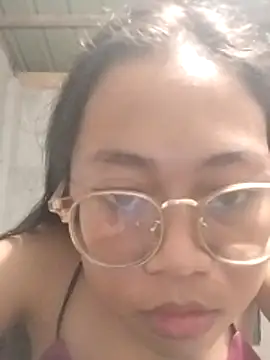 angelpinay44 online show from March 2, 2026, 12:01 pm