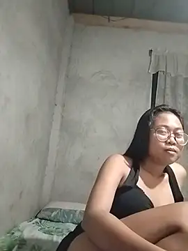 Snapshot of angelpinay44 chatting on July 7, 2026, 3:59 pm angelpinay44 online show from July 7, 2026, 3:59 pm