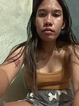 Snapshot of yummy_pilipina26 chatting on March 11, 2026, 4:01 pm yummy pilipina26 online show from March 11, 2026, 4:01 pm