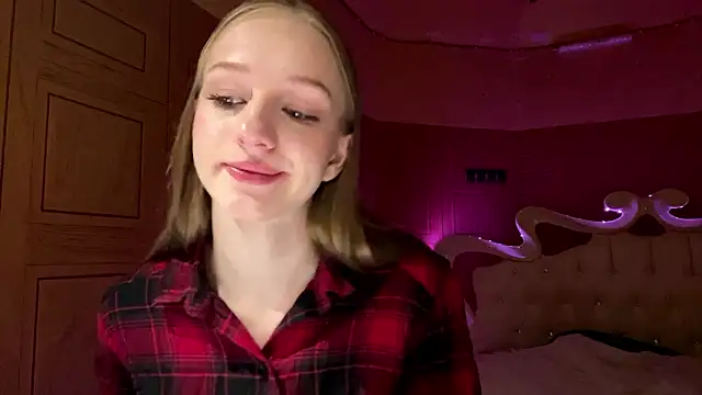 Anika Socutehe online show from March 6, 2026, 7:42 pm