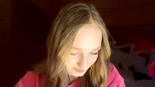 Anika Socutehe online show from April 17, 2026, 8:11 pm