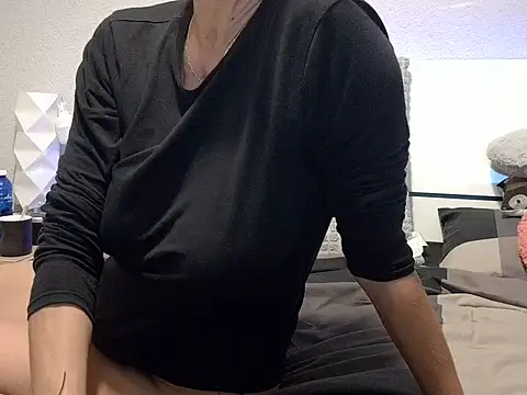 mariaplaya online show from April 6, 2026, 6:36 am